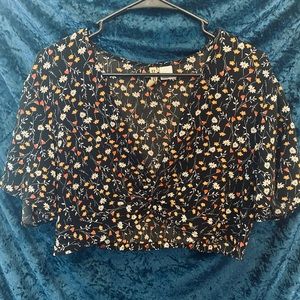 Knot front floral crop top